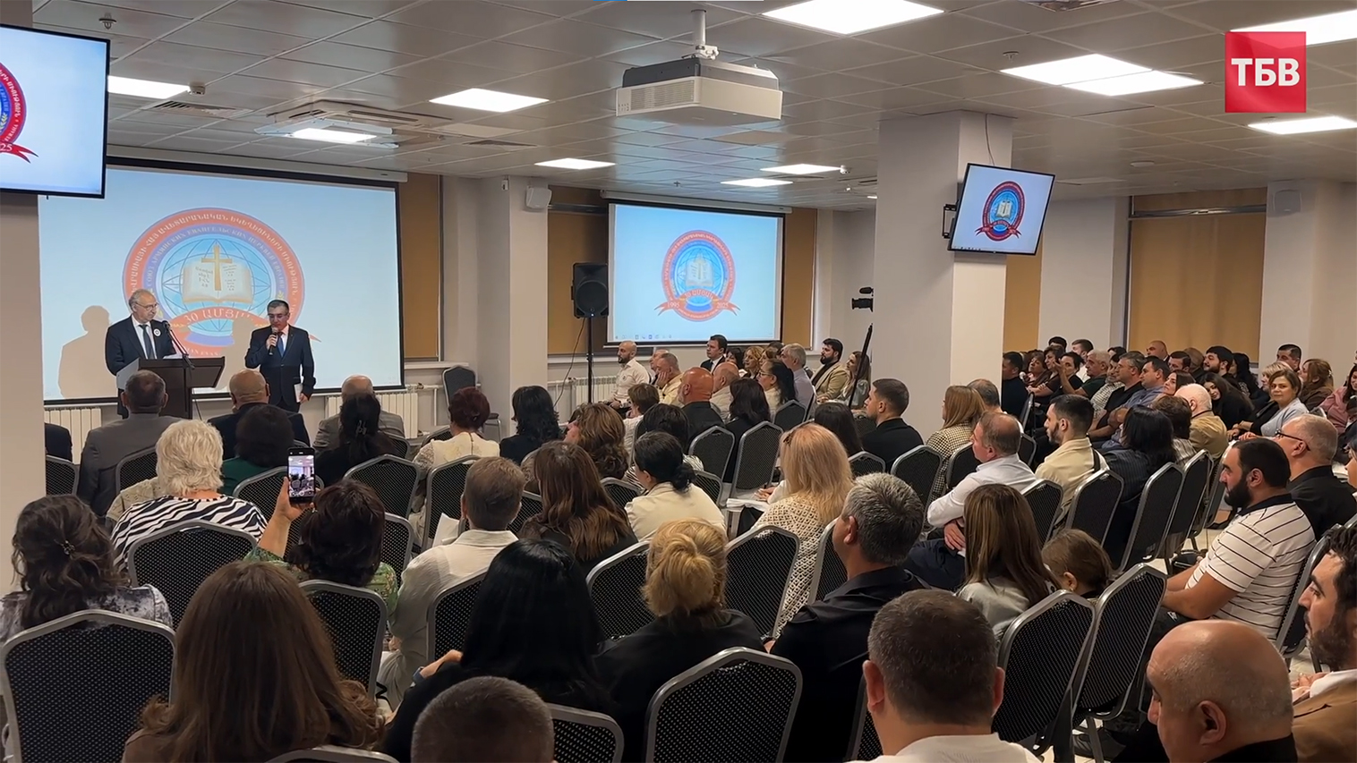 57932727279332259674