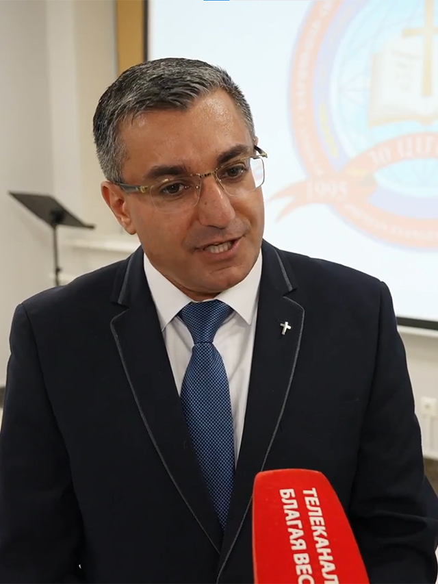 57932727279332259678