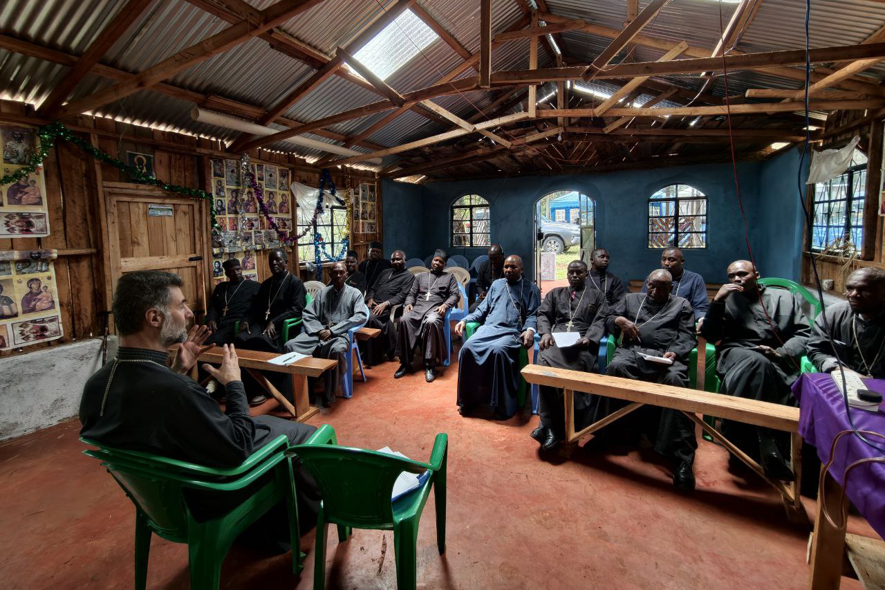 photo_5292254098386258725_y