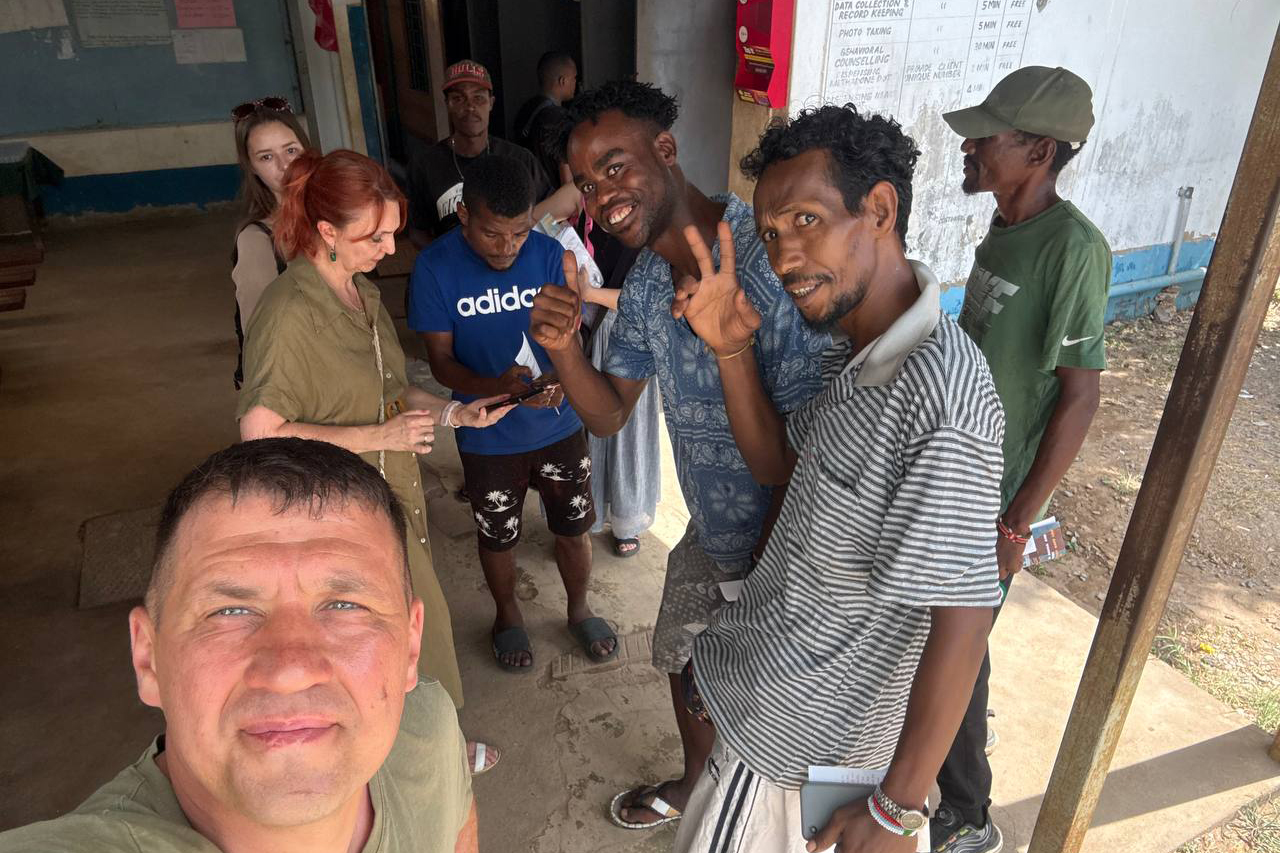 photo_5269655067101434839_y