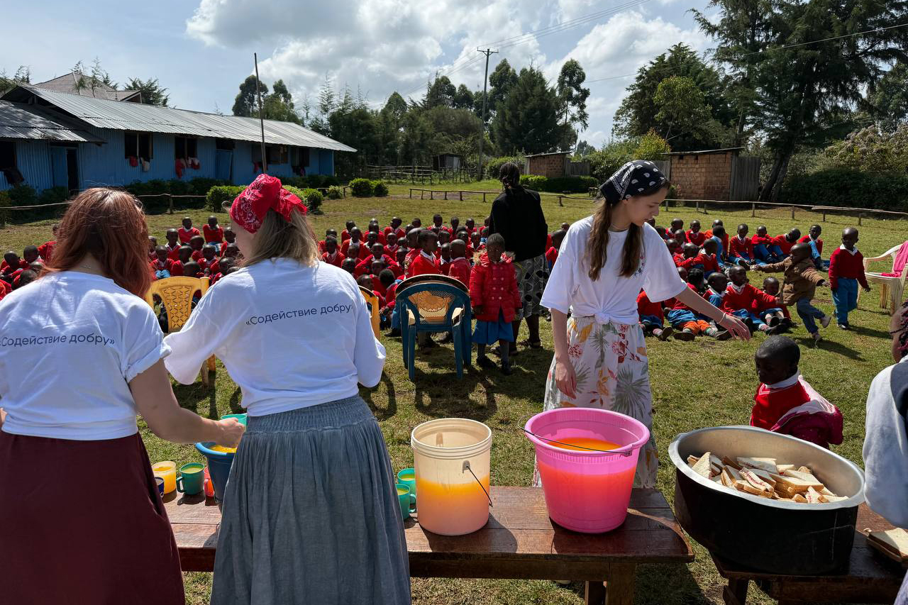 photo_5269655067101434841_y