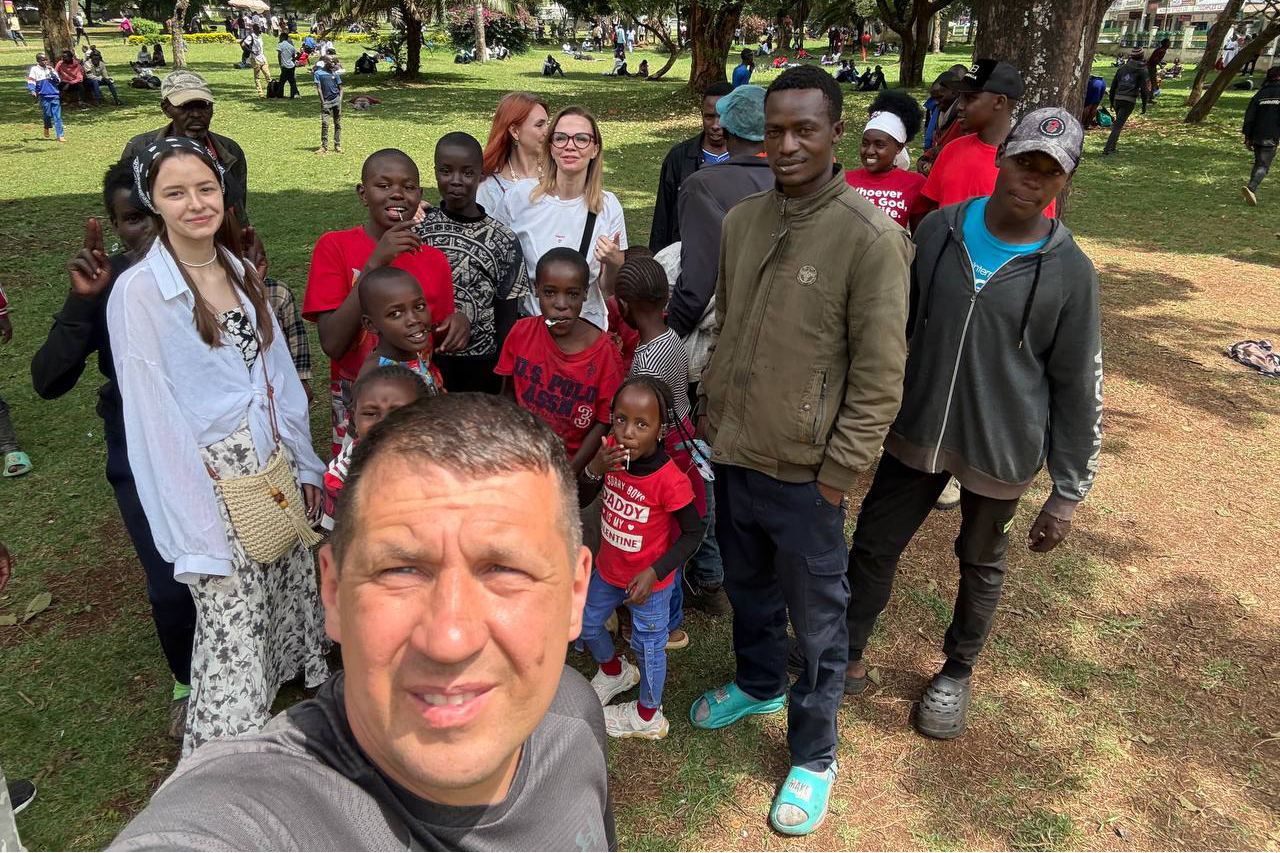 photo_5269655067101434845_y