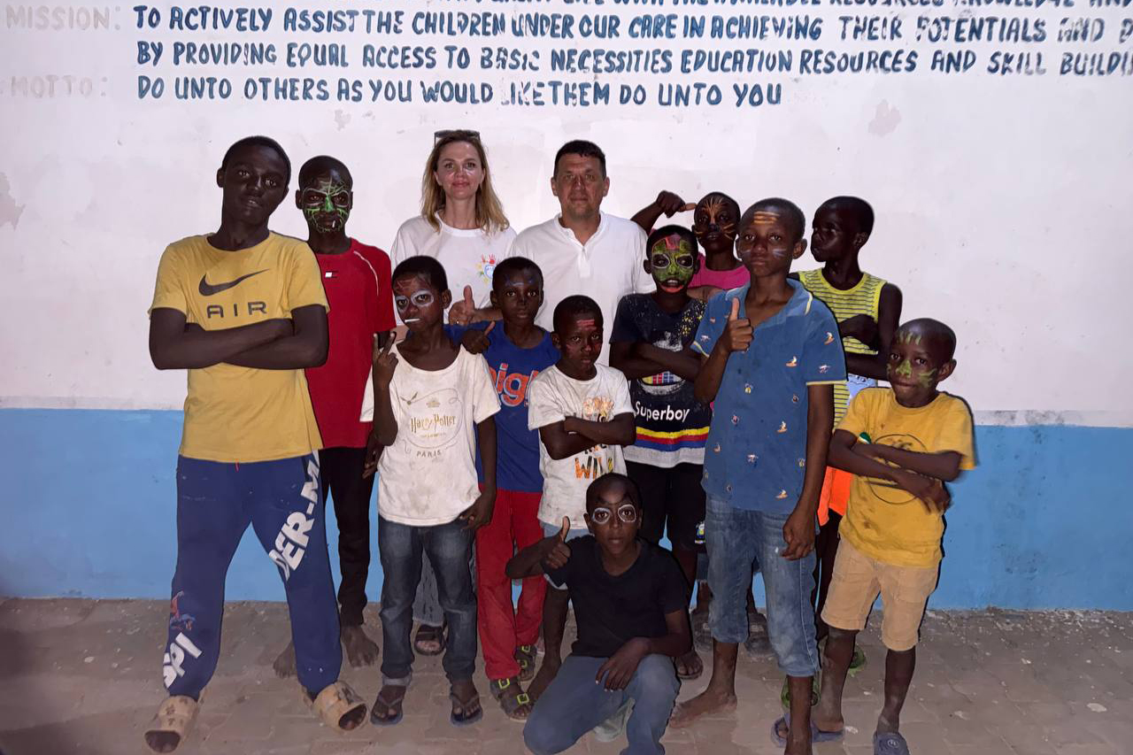 photo_5269655067101434846_y