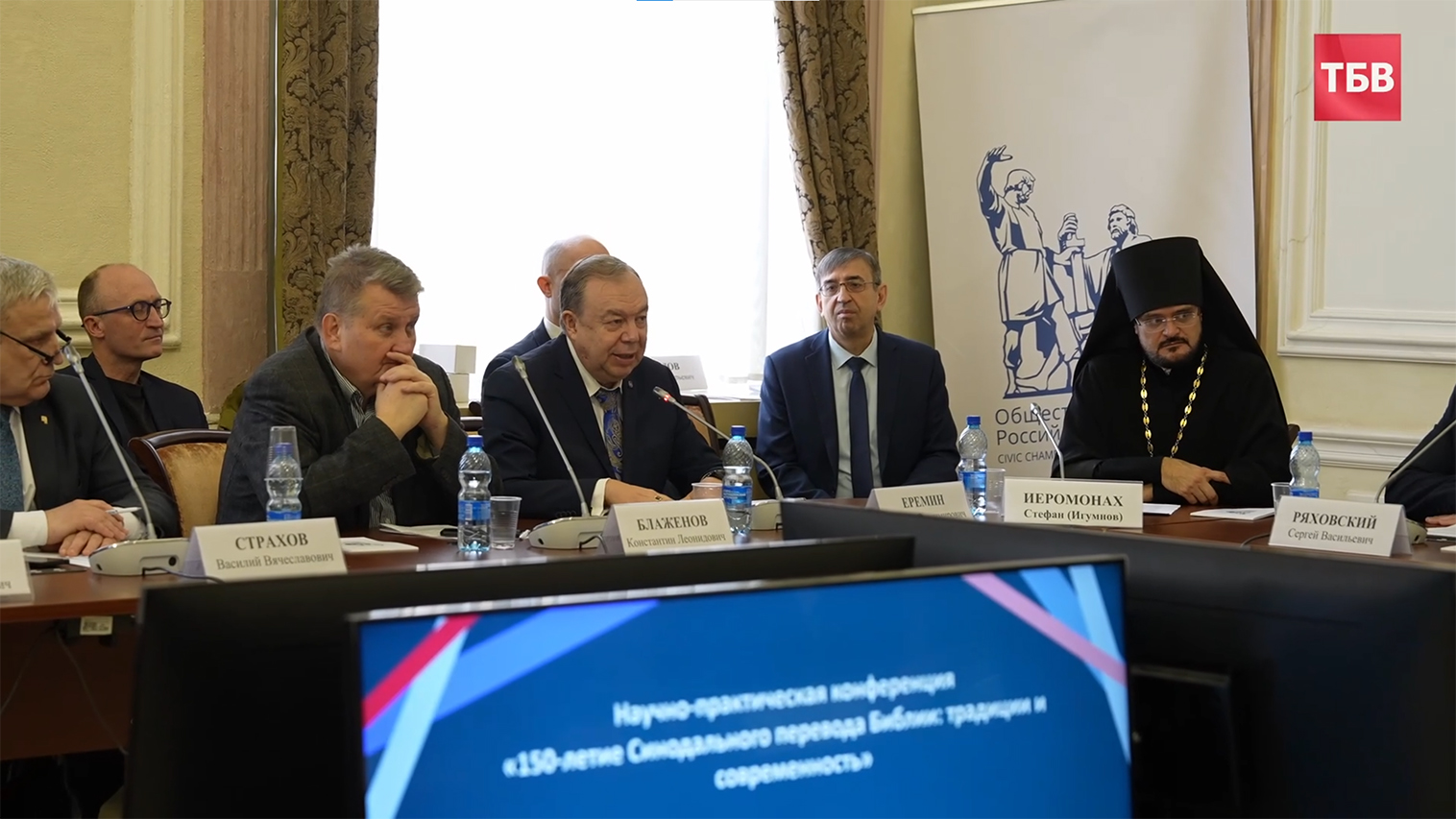 photo_5923374515759025294_x2