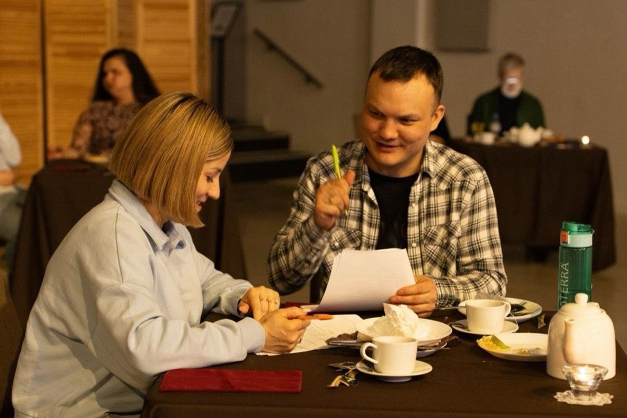 photo_5375176456444515735_y