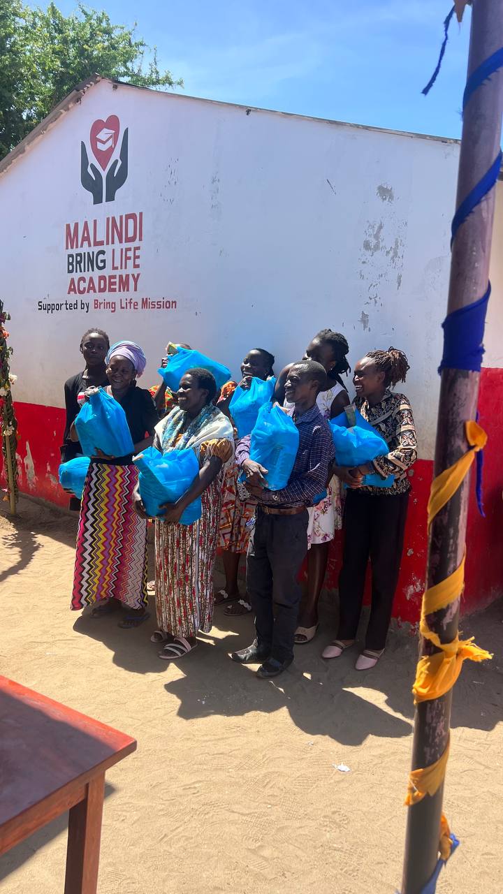 photo_5382256632722560207_y