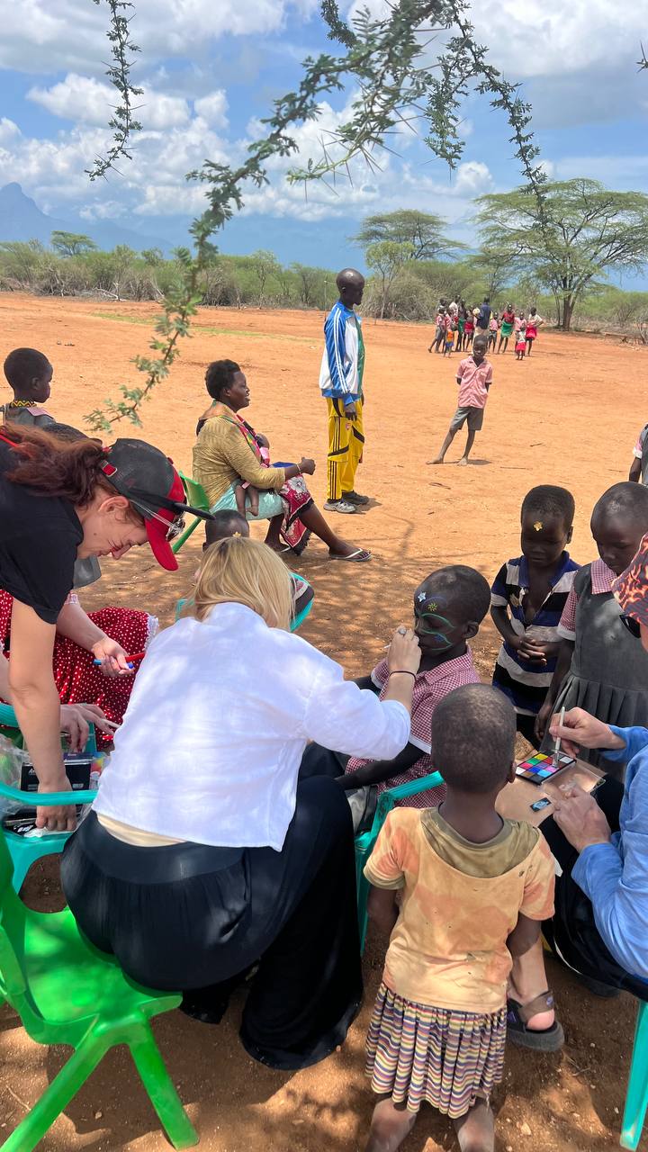 photo_5382256632722560227_y