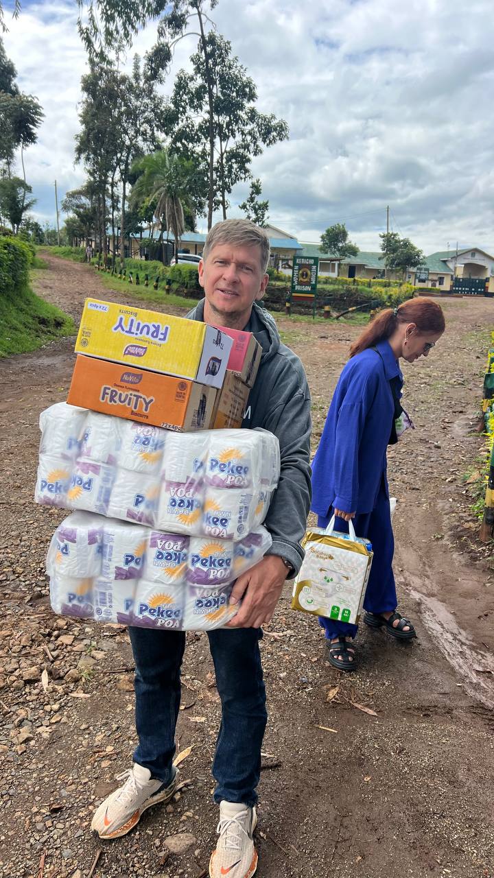 photo_5382256632722560235_y