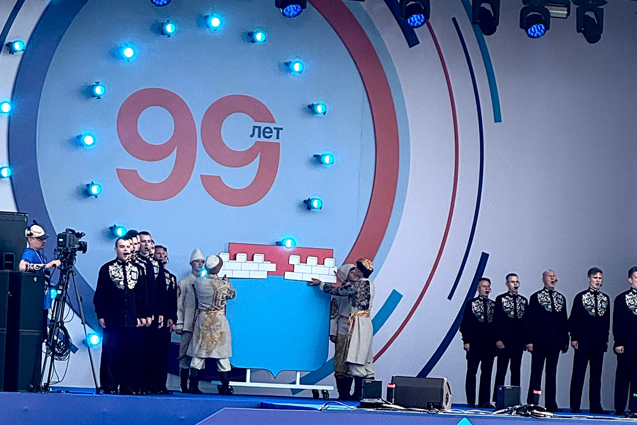 99-let-Lenoblasti-1.08.26