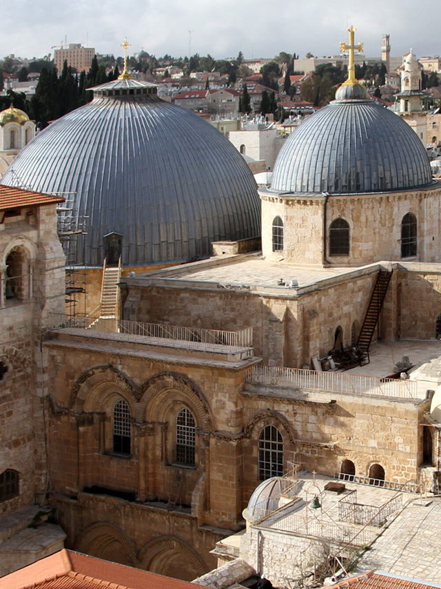 The-Church-of-the-Holy-Sepulchre-2048×13342