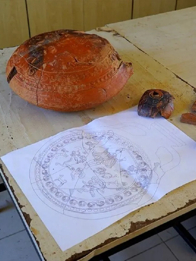 Unique-Liturgical-Vessel2