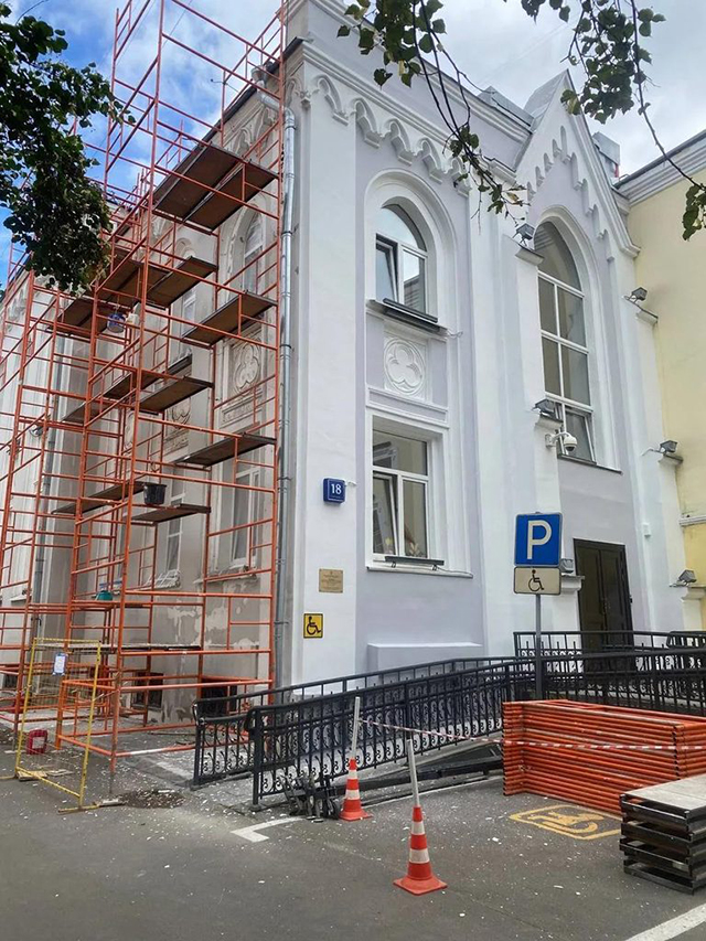 milyutinskij_str.4_bokovoj-fasad_sprava-768×10241